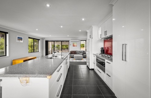 Tranmere Maison | 4 Bedroom House - Gorgeous View