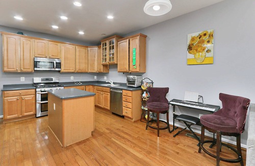Lorton Maison | 4-bedroom house in charming Lorton
