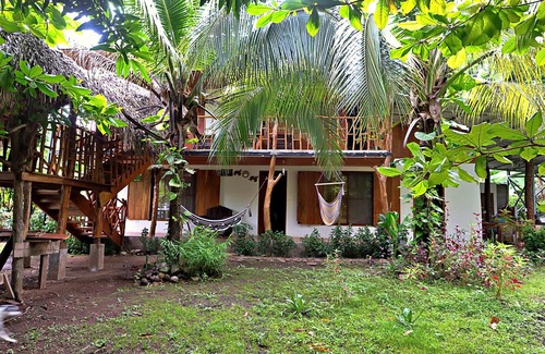 Merida Maison | 4-bedroom house in fabulous Isla de Ometepe with AC, WiFi