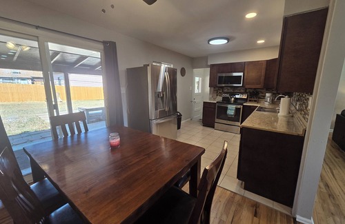 Dupont Maison | 4 Bedroom house within 10 minutes of Downtown Denver! Full house with yard.