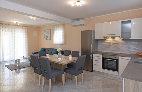 Barbariga Maison | Belle maison de 4 chambres à Vodnjan