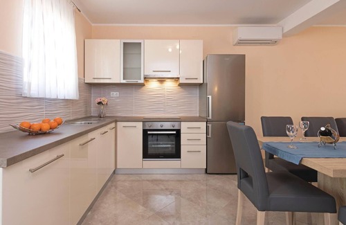 Barbariga Maison | Belle maison de 4 chambres à Vodnjan