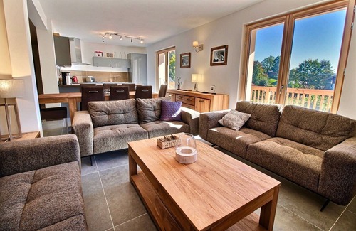 Les Carroz-d'Araches Appartement | Apt 2 Chalet Cyclamen, Les Carroz D'Araches avec Wifi, Sauna et Parking