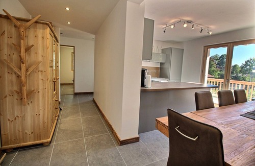 Les Carroz-d'Araches Appartement | Apt 2 Chalet Cyclamen, Les Carroz D'Araches avec Wifi, Sauna et Parking