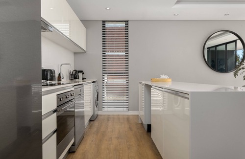 Green Point Appartement | 4 Bedroom Luxury close to the VandA Waterfront