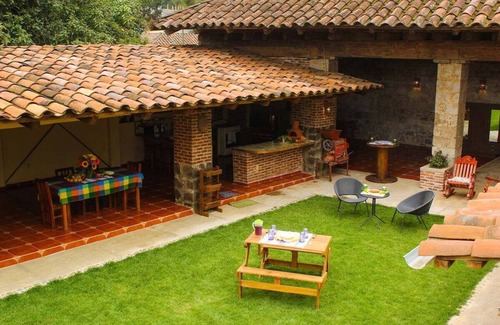 Zacatlan Maison | 4 bedroom Mexican Bed and Breakfast Hacienda!