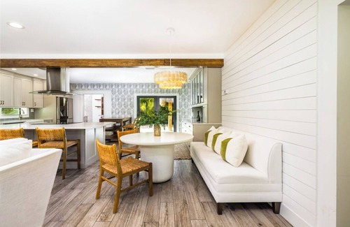 White St. Gallery Villa | 4-bedroom Modern Villa w/ Guest House and resort style pool in serene Key West