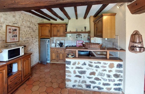 Mont-Saint-Jean Maison | 4 bedroom nice home in Mont-Saint-Jean