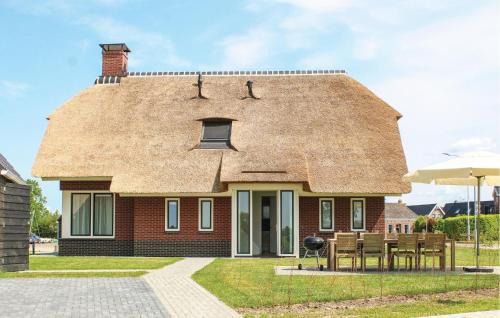 Idskenhuizen Maison | 4 Bedroom Nice Home In Idskenhuizen