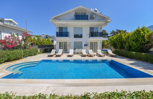Oludeniz Villa | Villa E avec 4 chambres à coucher à louer à ölüdeniz fethiye