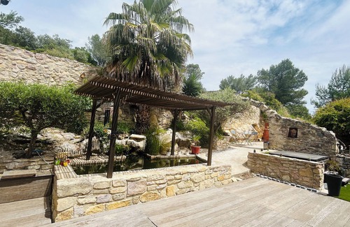 Caveirac Maison | Vrbo Property