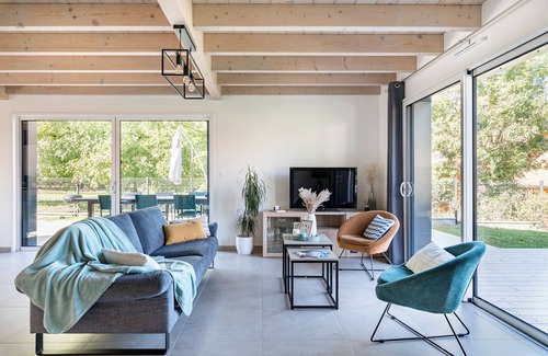 Jongieux Maison | Vrbo Property