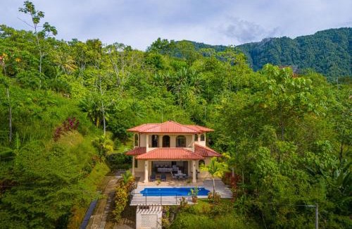 Ojochal Maison | 4 Bedroom-sleep 9-private Pool-gated-ojochal
