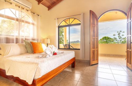 Ojochal Maison | 4 Bedroom-sleep 9-private Pool-gated-ojochal