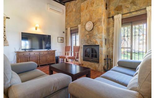Guillena Maison | 4 Bedroom Stunning Home In Guillena