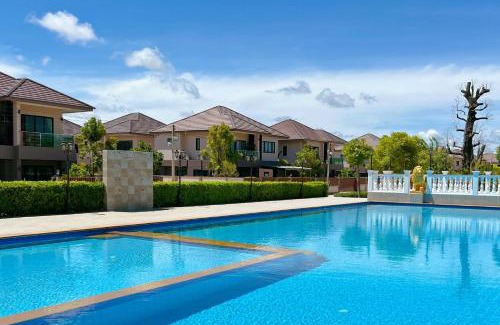 Ang Thong Appartement | 4 bedrooms, 4 bathrooms, villa with swimming pool, free Wi-Fi, party available