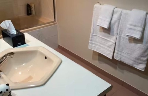 West Vancouver Villa | 4 bedrooms suite surrounded by lots famous tourist attractions!