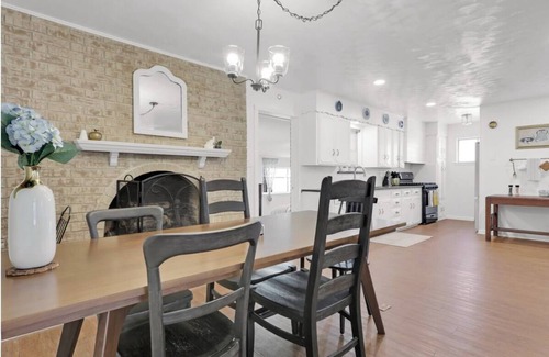 Central Oklahoma City Maison | 4 Bedrooms Summer Paradise | 11 Mins to OKC State Fair | #MRF