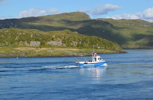 Slate Islands Maison | Sunnybrae Caravan Park