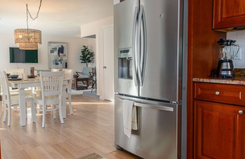 Derry Maison | 4 BR Serene Home Nestled Amongst the Canopy of Majestic Trees