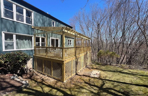 Derry Maison | 4 BR Serene Home Nestled Amongst the Canopy of Majestic Trees