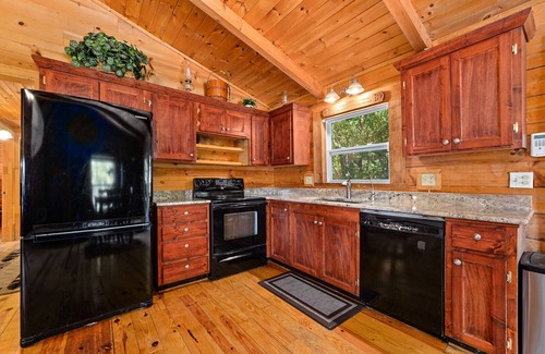 Johnson County Maison | 4 Brd 3 Bath on 6 acres near KC, Lee's Summit, Blue Springs, Kingsville.