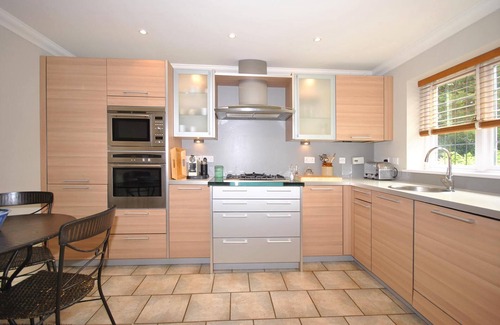 Midhurst Maison | 4 Chartwell Mews - une maison de ville qui dort 7 personnes dans 4 chambres