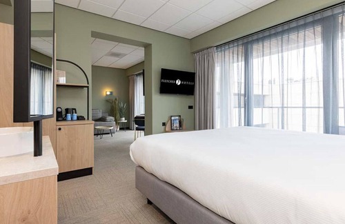 Marknesse Hôtel | 4 Chic Family Rooms – Perfect for Dutch Nature & Giethoorn Trips