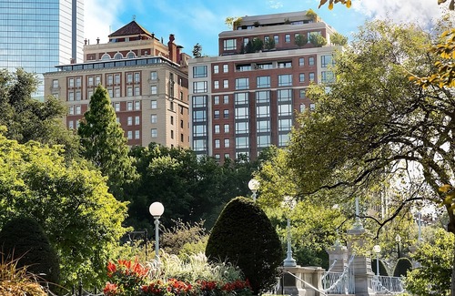 Back Bay East Hôtel | 4 Classic Fireplace Suite at The Newbury Boston!