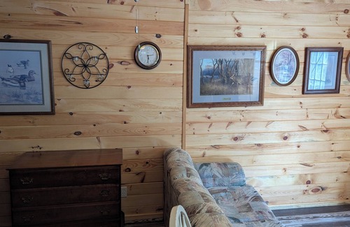 South Rutland Maison | #4 - Cozy private unit near Salmon River, and Tug Hill ATV/snowmobile trails.