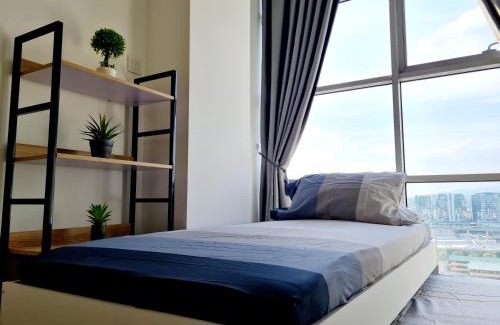 Subang Jaya Appartement | 4 Guest Studio Subang Jaya SS15 Courtyard First Subang LRT SS15 Subang Jaya Medical Center Subang Parade Nu Empire Subang Inti College Taylors College