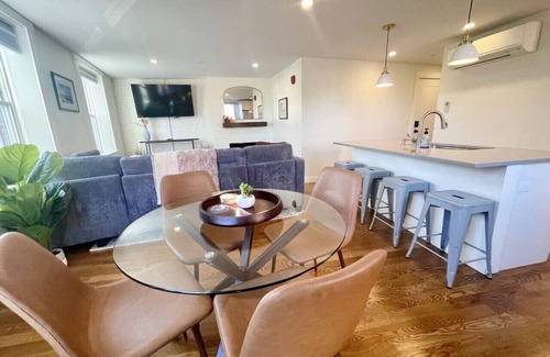 Portsmouth Appartement | 4 King Suites, Downtown, Outlets, Beach, Historic