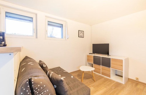 Pontarlier Appartement | 4 - Le studio Pontissalien - Parking Privatif
