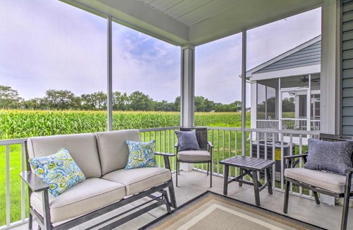 Millville Maison | 4 Mi to Bethany Beach Townhome with Screened Porch