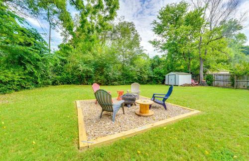 Fayetteville Maison | 4 Mi to Dtwn Dog-Friendly Fayetteville Home