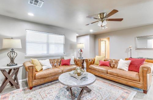 Guthrie Maison | 4 Mi to Dtwn Guthrie Family Home with Fire Pit!