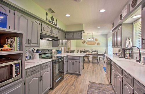 McKinney Maison | 4 Mi to Dtwn: McKinney Home w/ Game Room & Grill
