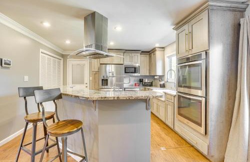 Tuscaloosa Maison | 4 Mi to Dtwn Tuscaloosa Home with Cozy Den!