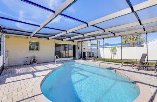 Venice Gardens Maison | 4 Mi to Historic Dtwn Venice Home with Heated Pool!