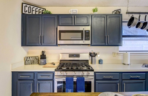 South Arlington Maison | 4 Mi to Joe Pool Lake: Home in Grand Prairie