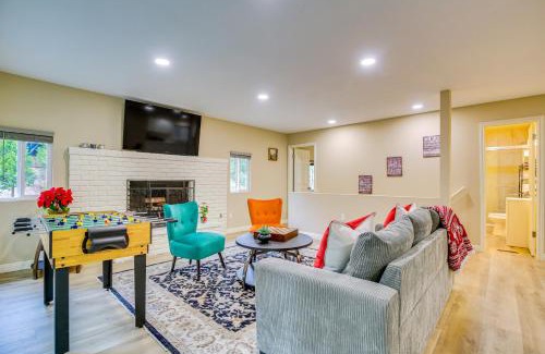 Twin Peaks Maison | 4 Mi to Lake Arrowhead Cabin with Grill and Deck!