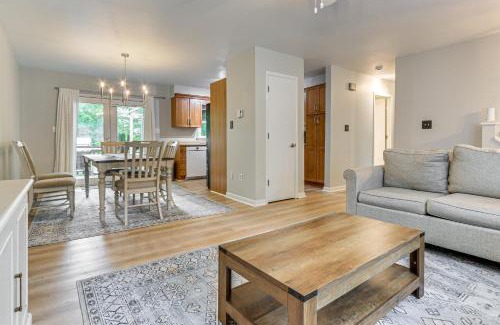 Park Forest Village Maison | 4 Mi to Penn State Suburban Happy Valley Home