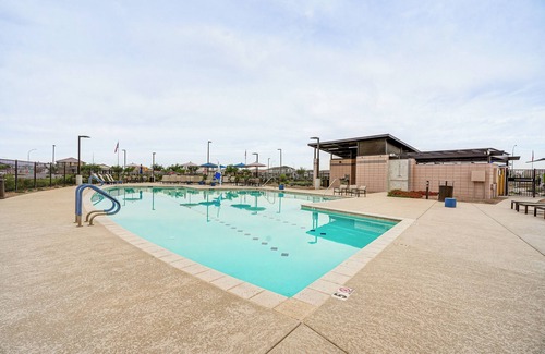 Avondale Maison | 4 Mi to Westgate: Newly Built Home in West Valley!