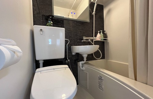 Kabukicho Appartement | 4 min walk from the nearest station in the most prosperous town in Shinjuku City Apartment room