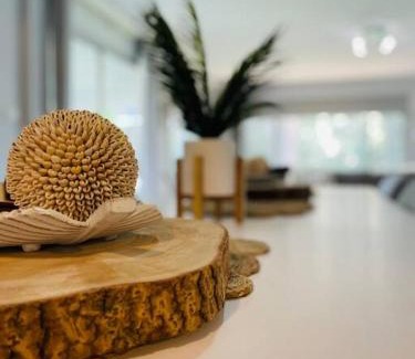 Erowal Bay Maison | 4 mins to Hyams Beach - The Wildlife Shack