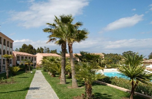 Linguizzetta Appartement | Appartement 4 pers dans résidence avec 2 piscines à 200 mètres de la mer