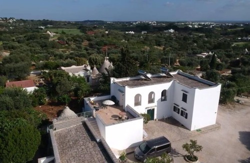 Cisternino Appartement | 15% de réduction! 4 personnes, 1er étage, terrasse commune de 9 mètres, piscine et tennis