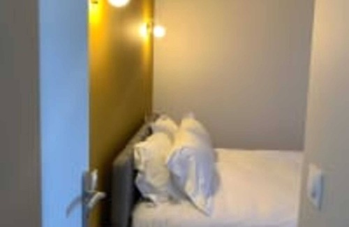 Chatel-Guyon Appartement | 4-person air-conditioned apartment 1 bedroom + sofa bed Puy de Lachamp 204