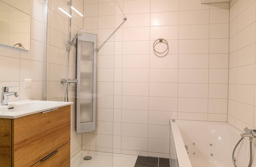Bruinisse Appartement | 4-person apartment with wellness