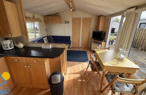 Renesse Maison | 4-person holiday chalet at Julianahoeve in Renesse